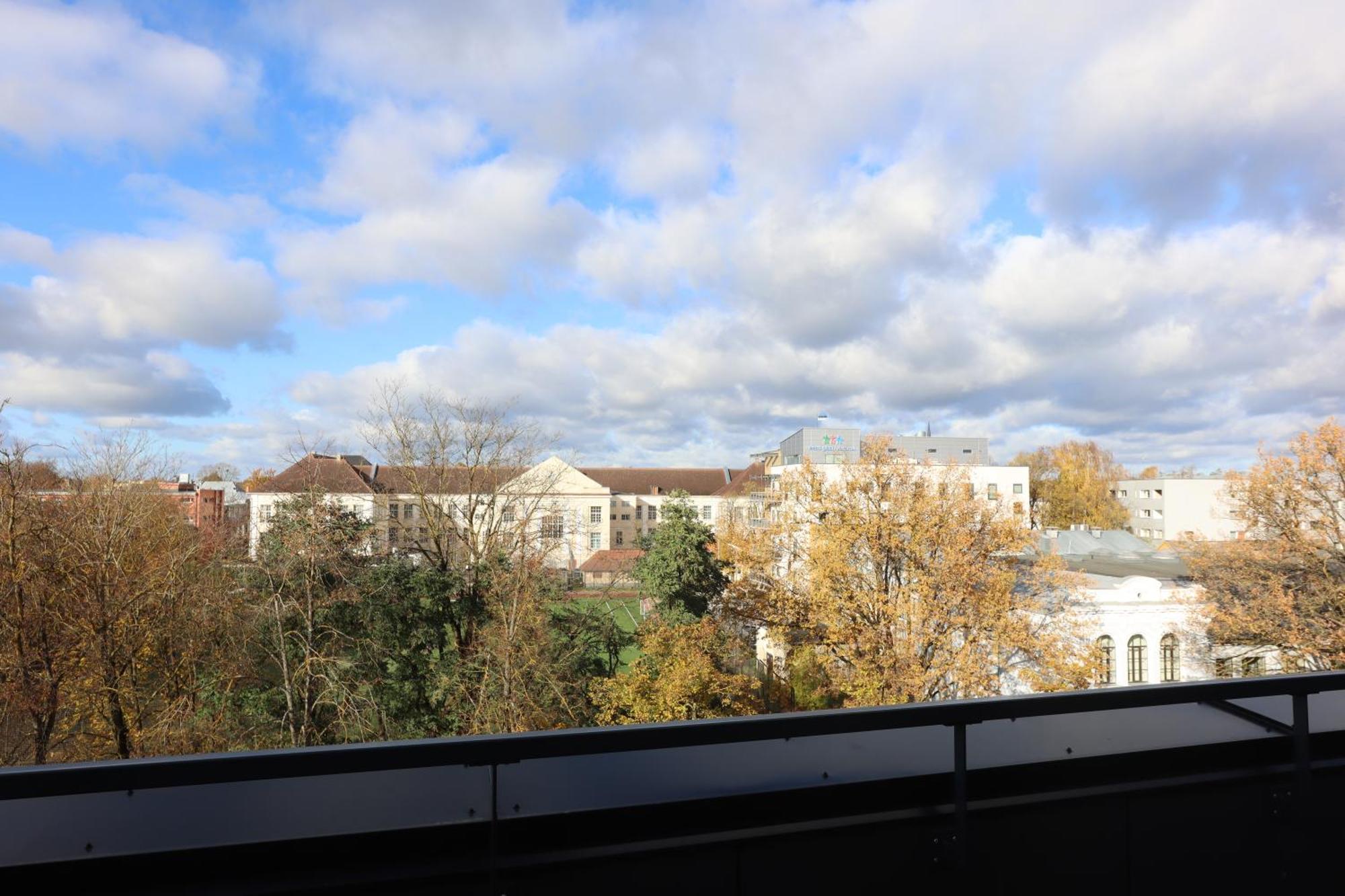 Aatrium Kinnisvara Riia Str 22 Apartment 80 M2 With 45 M2 Terrace Tartu Exteriér fotografie